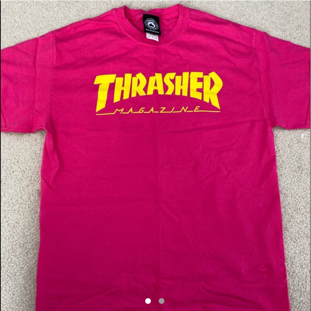 Thrasher logo yellow and pink t shirt